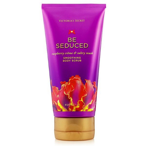 victorias secret ultra moisturizing Be Seduced Smoothing Body Scrub